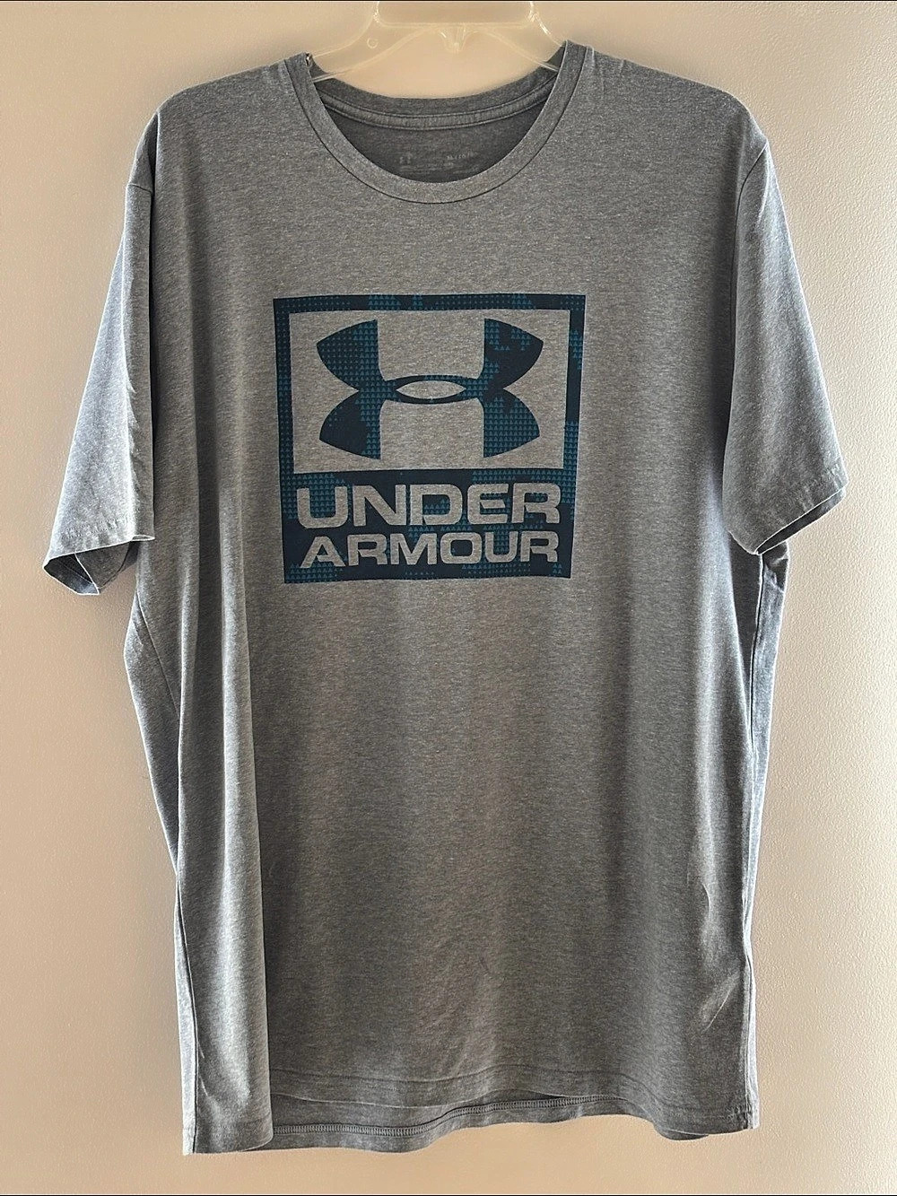 Under Armour Boxed Sportstyle Graphic Tee Men's Gray Short Sleeve Tee